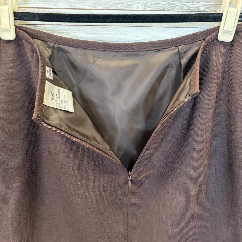 Vtg Le Suit Women 10 Skirt Suit Blazer Coral/Brown 2 Piece Tailored Equestrian - Picture 7 of 14